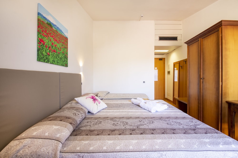 Panoramic Triple Room, Hill View photo 2