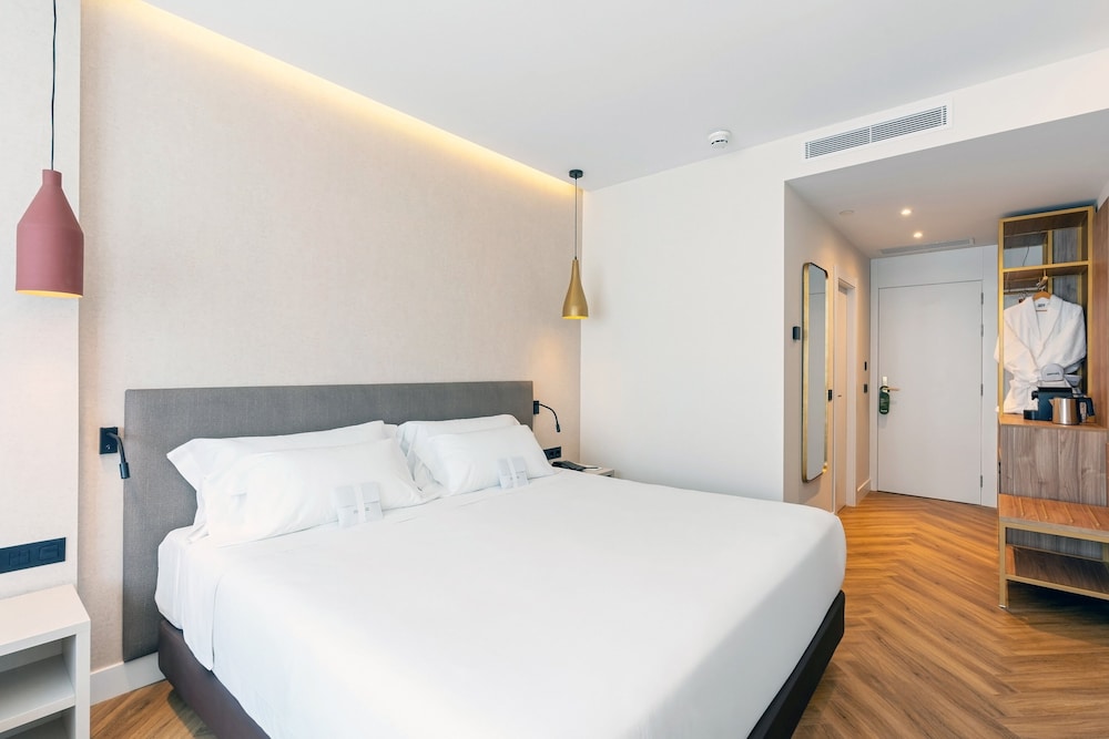 Classic Room, Balcony - Photo 4