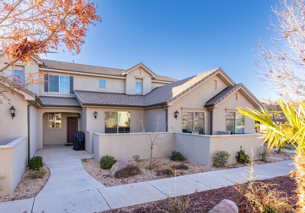 Townhome, 3 Bedrooms