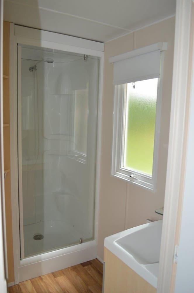 Comfort Mobile Home, 2 Bedrooms photo 2