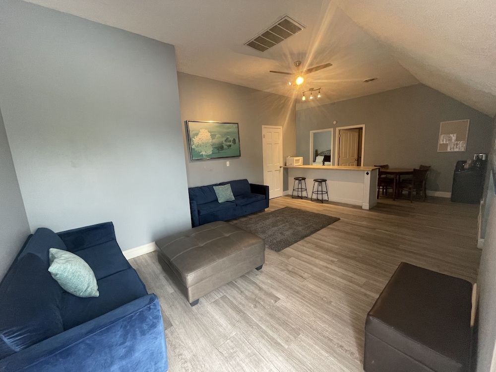 Standard Apartment, 2 Bedrooms, Balcony, Lake View photo 1
