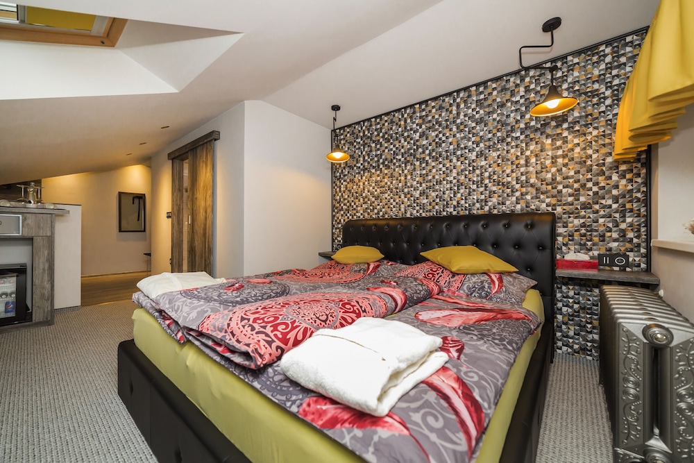 Deluxe Double Room photo 2