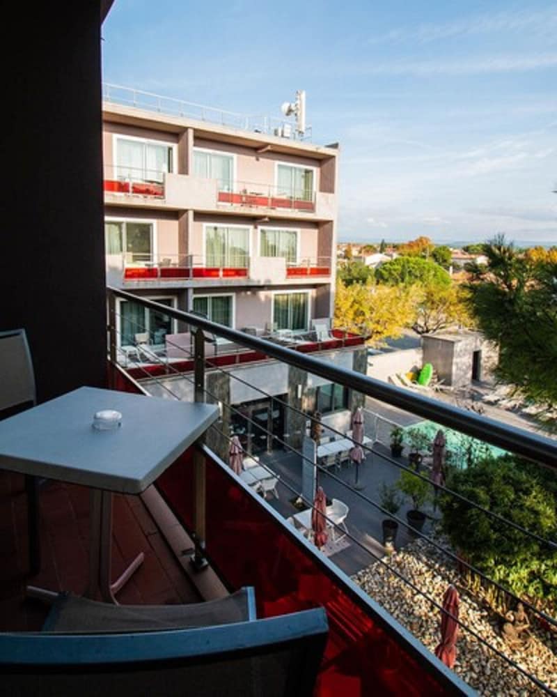 Double Room Single Use, Balcony, Poolside