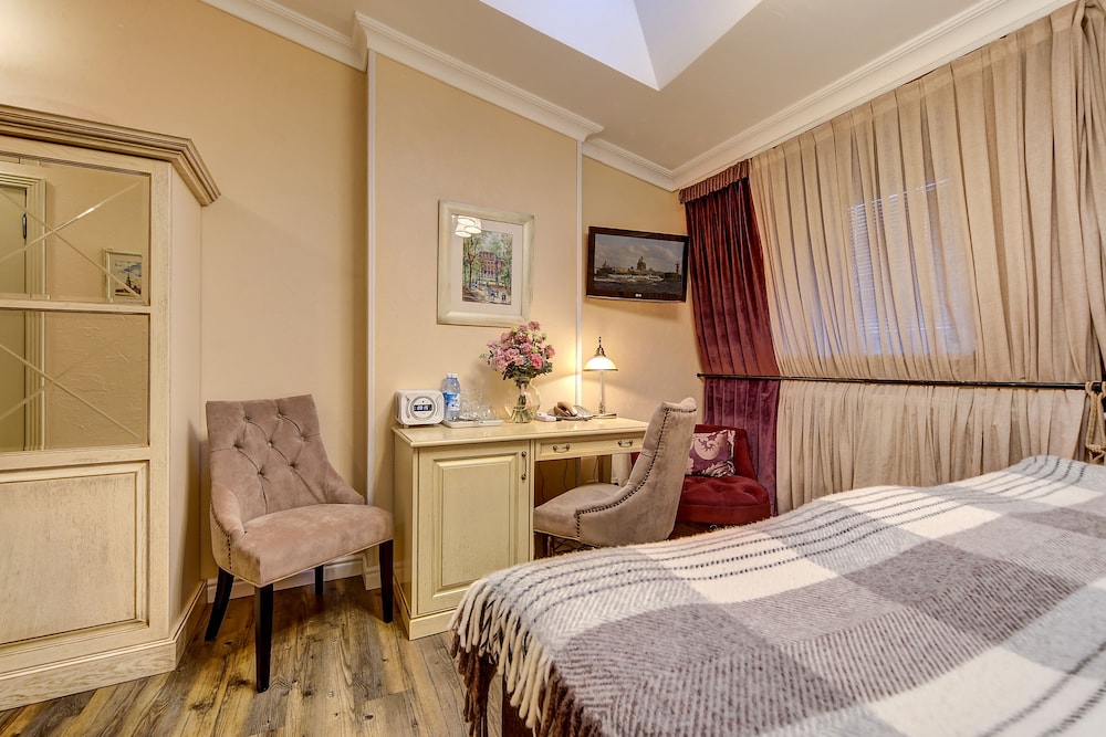 Standard Room photo 2