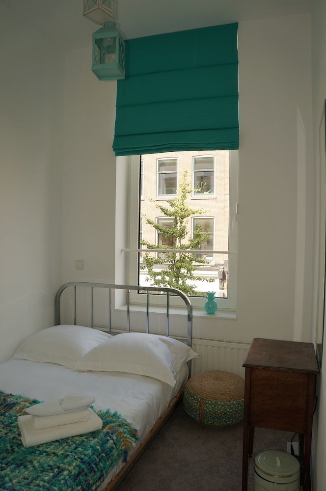 Single Room (Wendy)