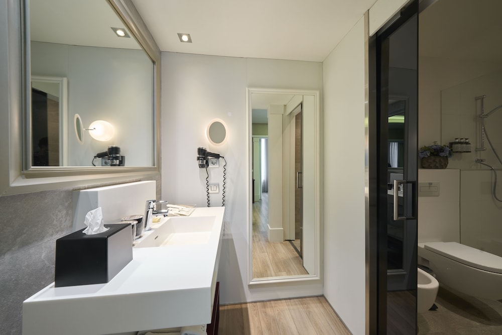 Junior Suite (Single use) photo 3