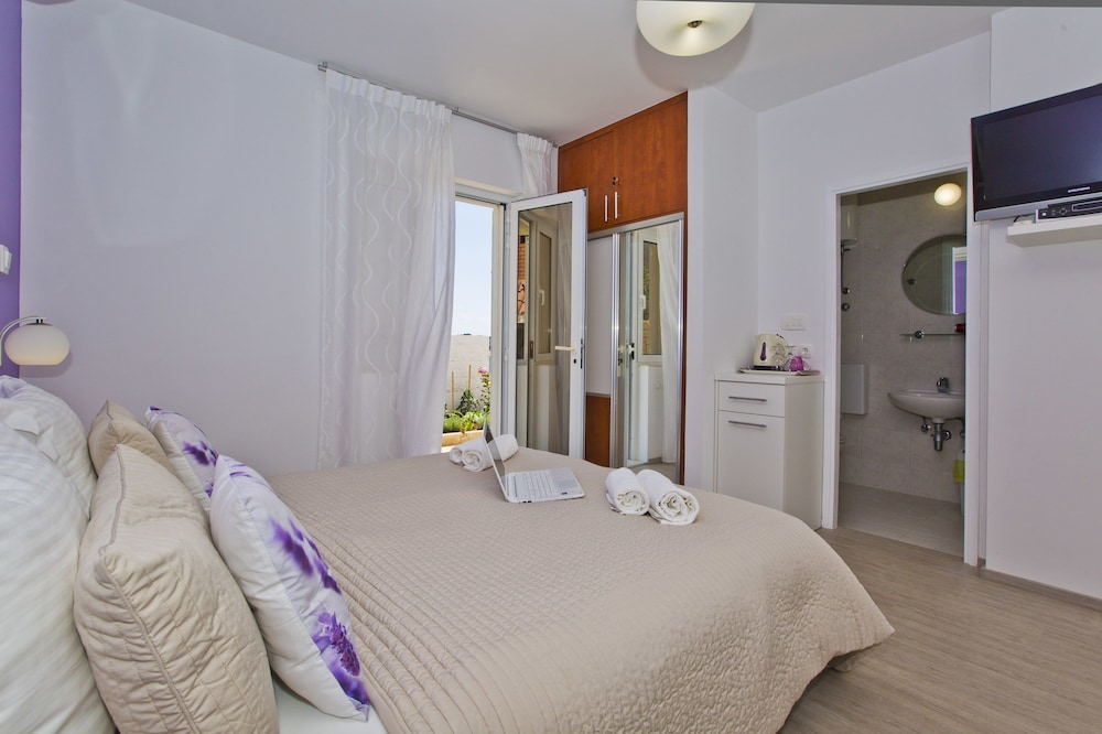 Comfort Double Room, Balcony, Sea View - Photo 11