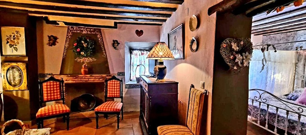 Honeymoon Suite photo 3