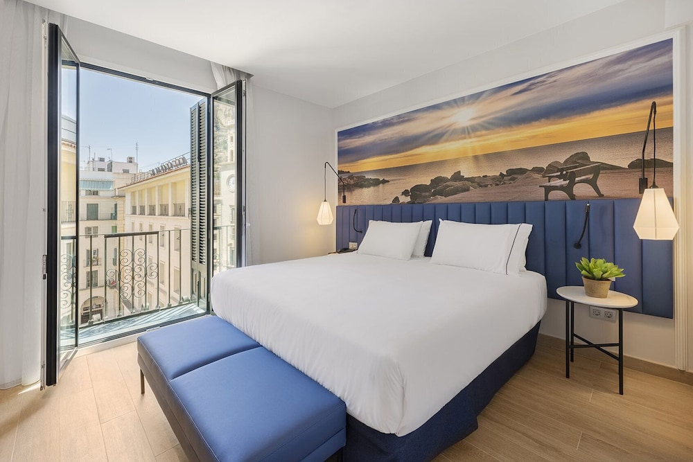 Double Room, Balcony, City View