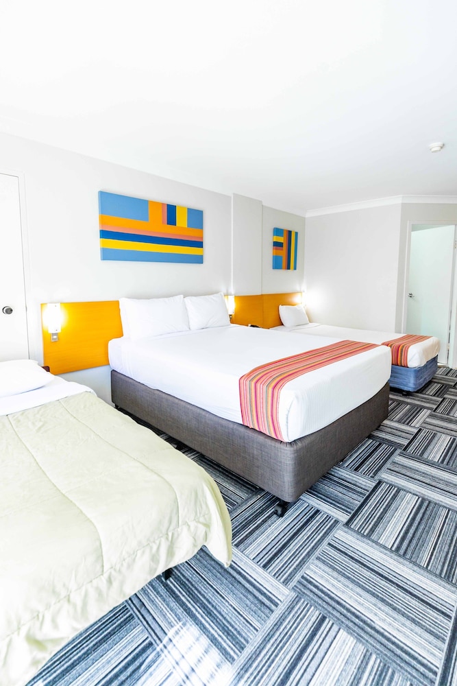 Astro's Resort Room (Budget)