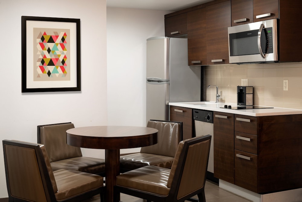 Suite, 1 Bedroom, Non Smoking thumbnail 5