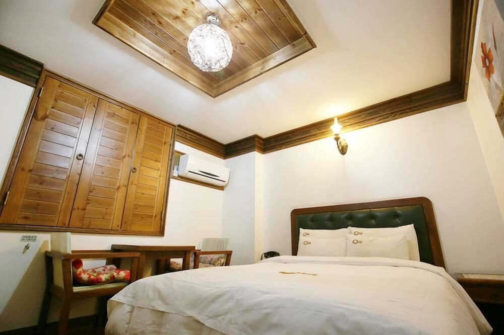 Standard Room photo 2