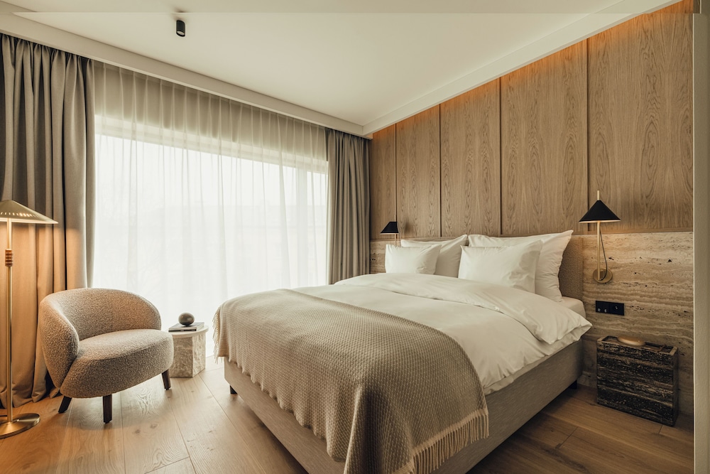 Classic Room, 1 Queen Bed