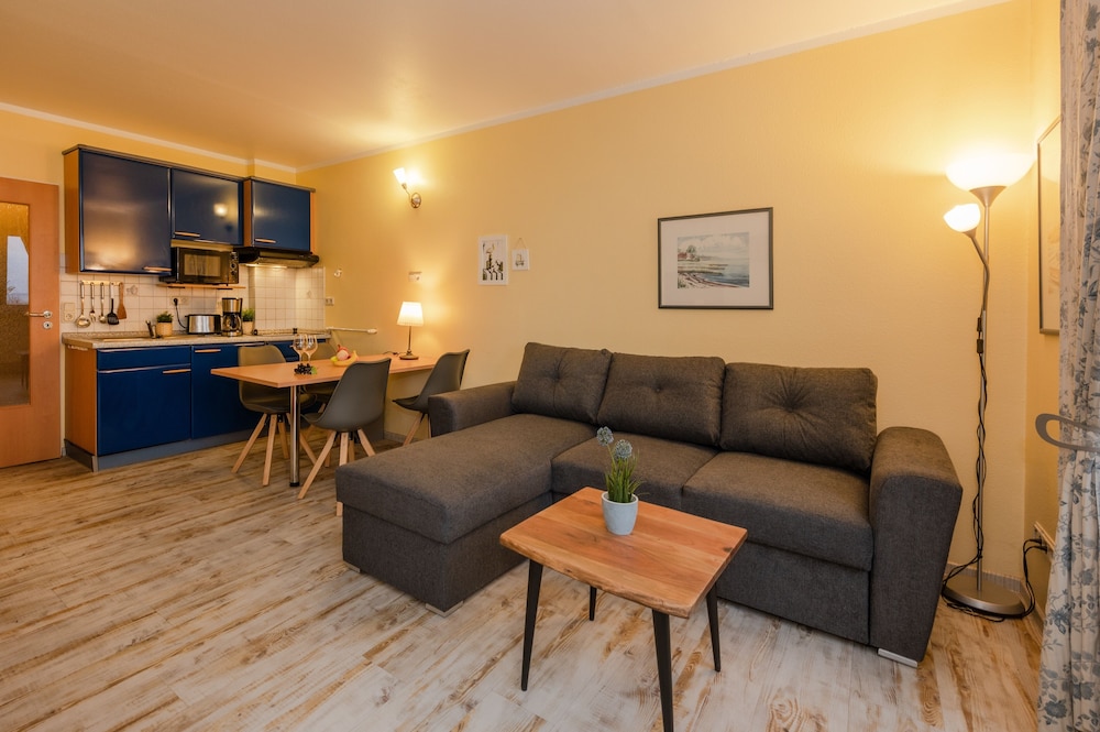 Panoramic Apartment thumbnail 5