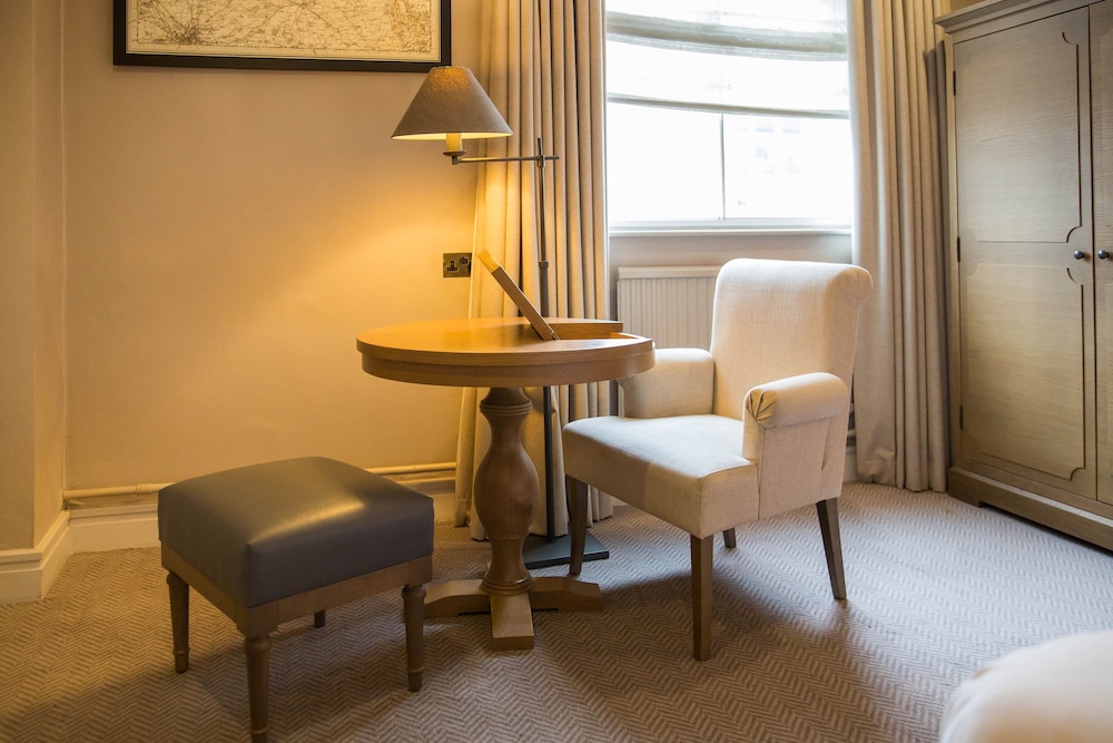Superior Double Room, 1 King Bed - Photo 4