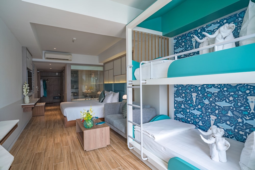 Family Quadruple Room photo 3