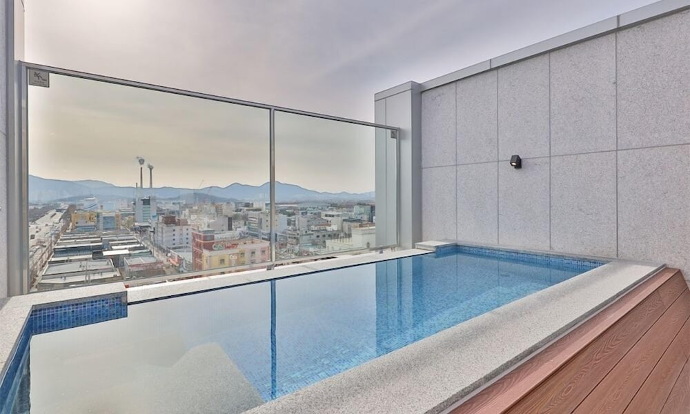 Signature Double rooftop - Photo 8