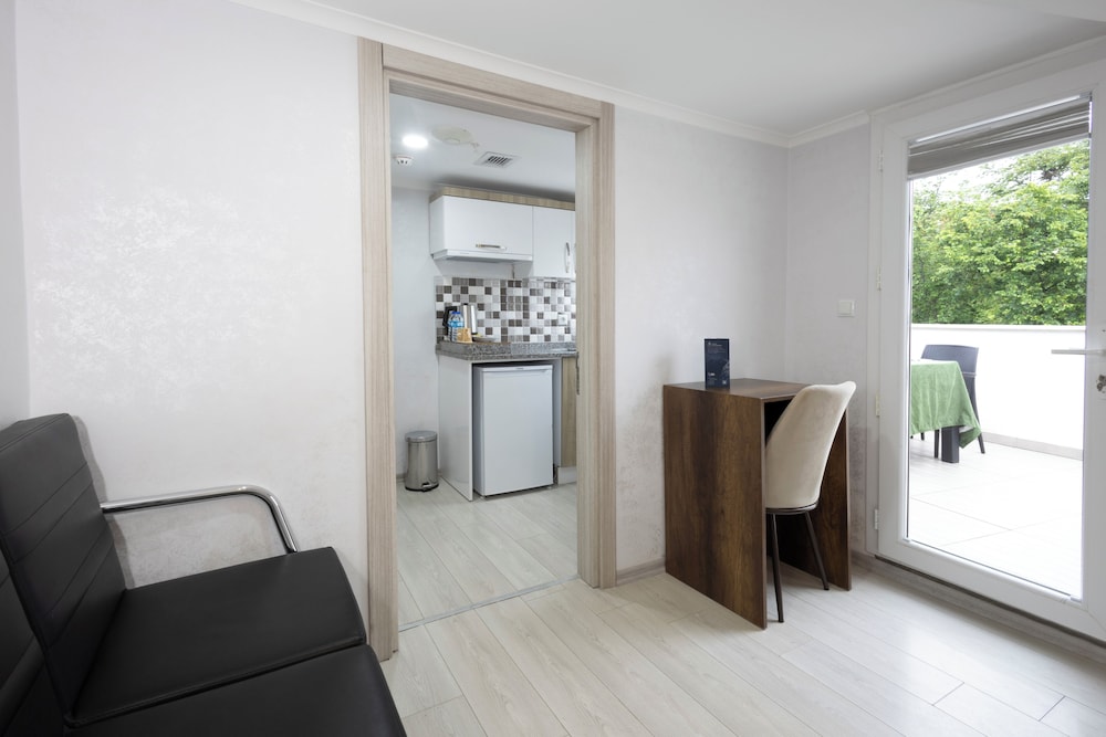 Business Double Room photo 2