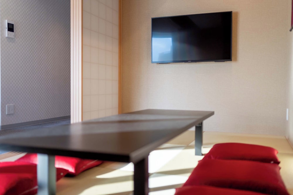 Japanese suite photo 3