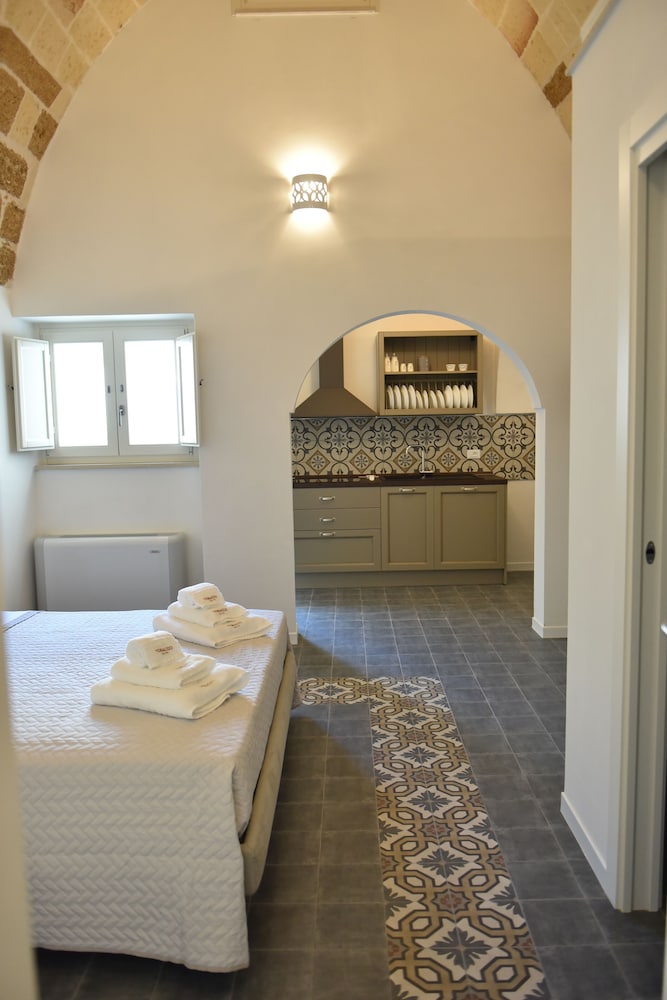 Romantic Apartment photo 3