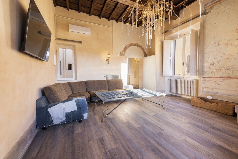 Design Duplex, City View