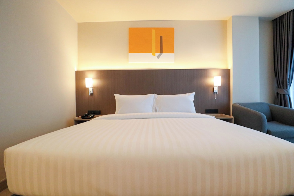 Deluxe Double Room, City View - Photo 3