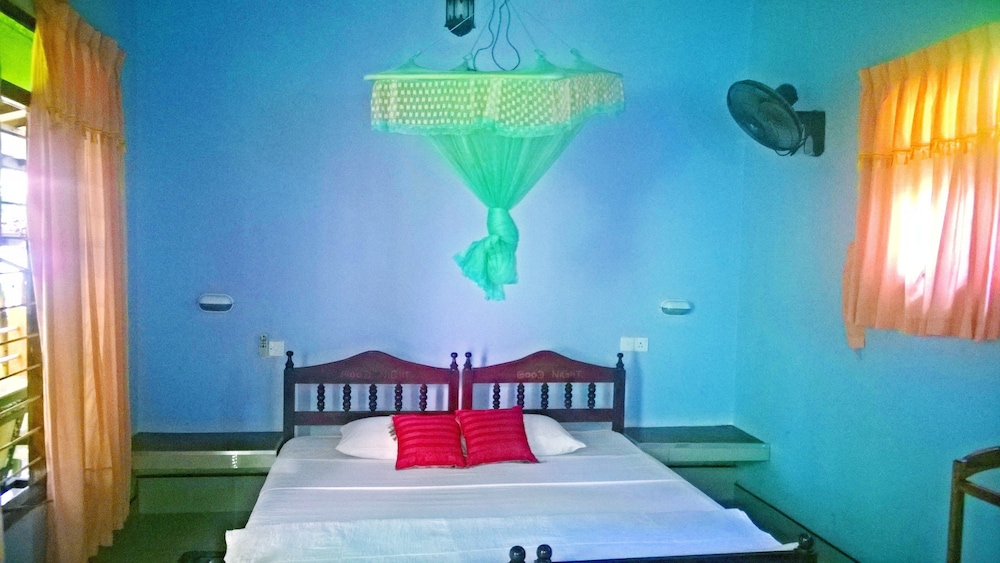 Standard Double Or Twin Room, 1 Double Bed, Non Smoking, Garden View photo 3