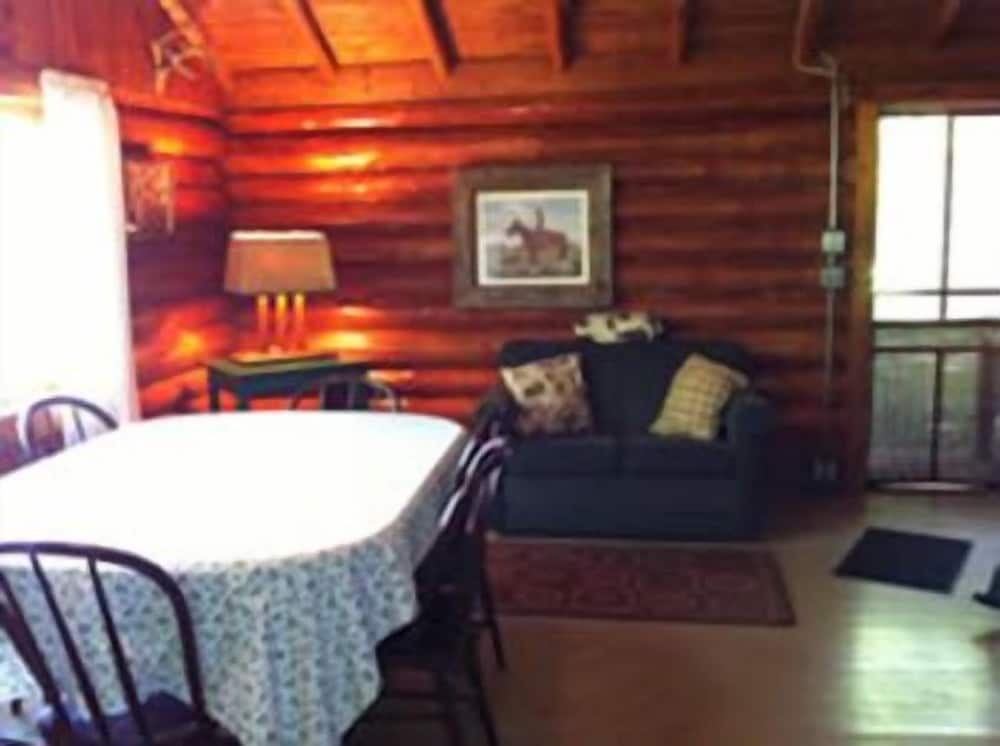 The Getaway Cabin photo 3