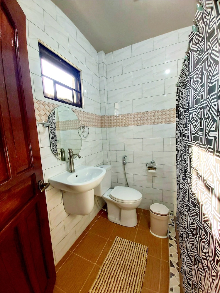 Family Room photo 2