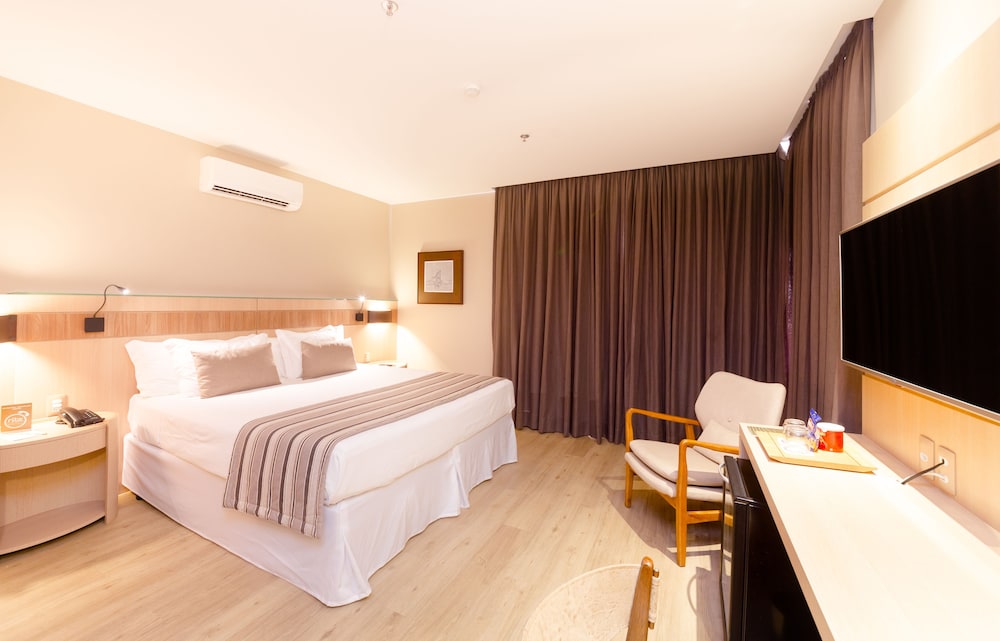 Executive Room, Balcony, City View