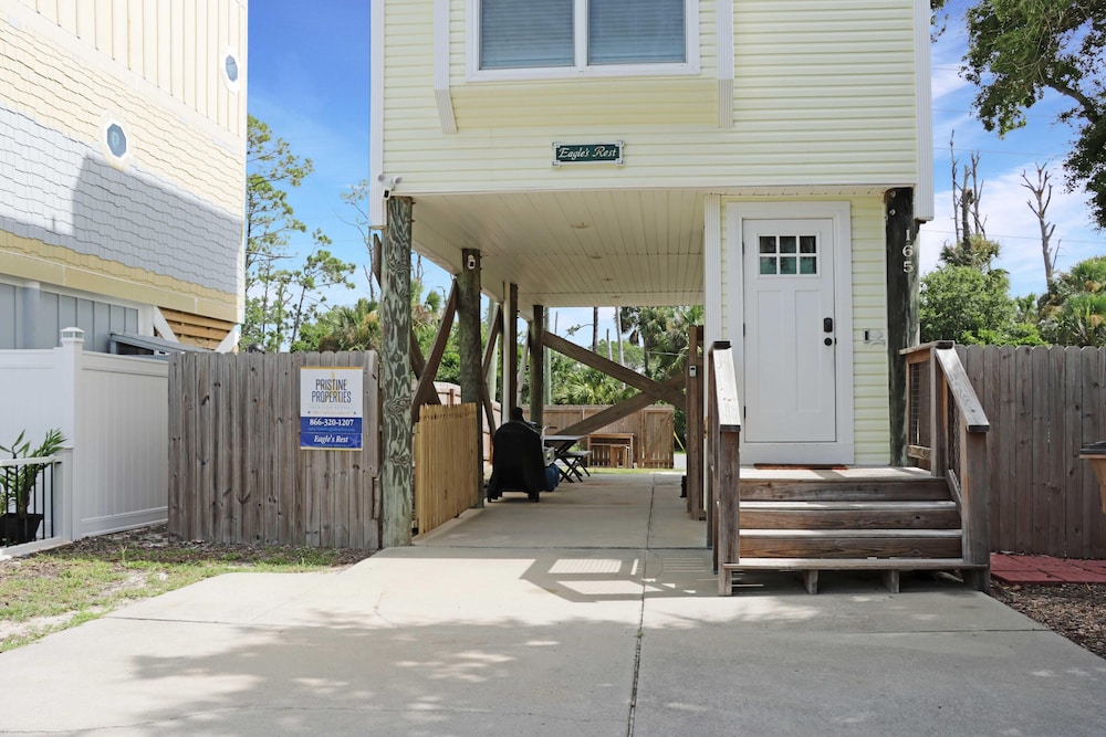 House, Multiple Beds (Eagles Rest) photo 2
