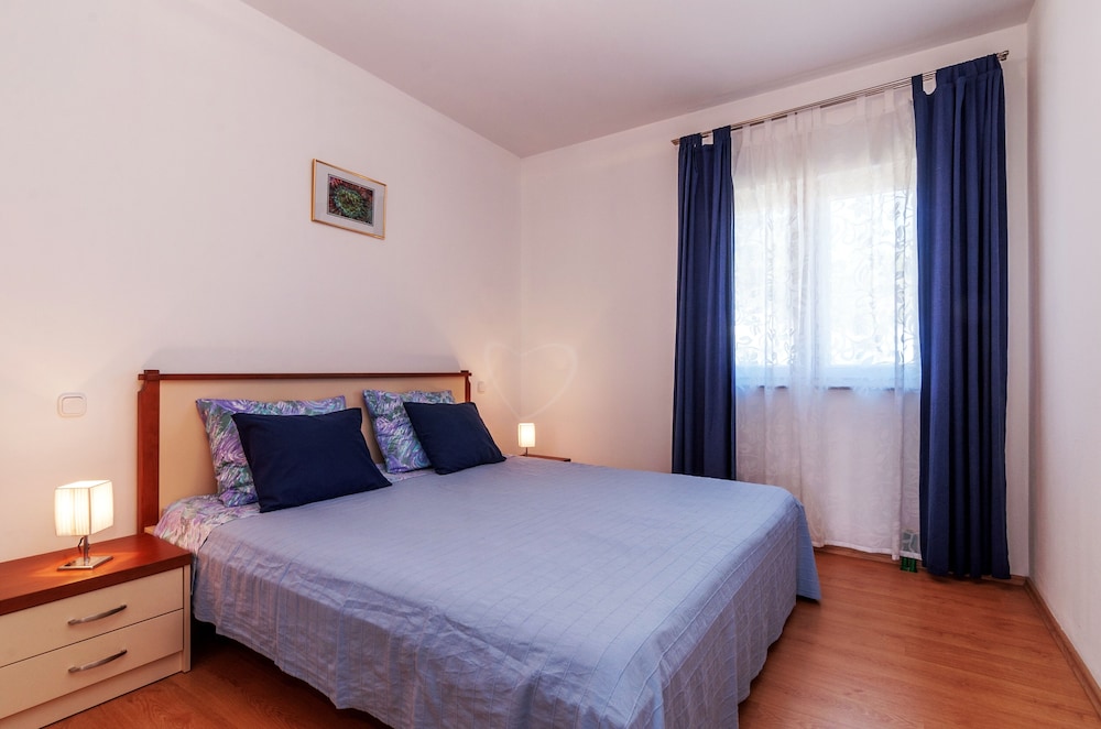 Apartment, 2 Bedrooms (Mendula)