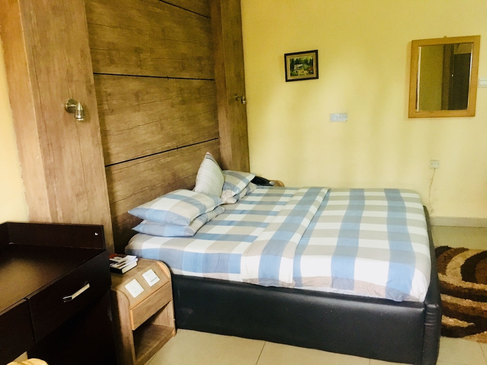 Executive Room (Deluxe) photo 3