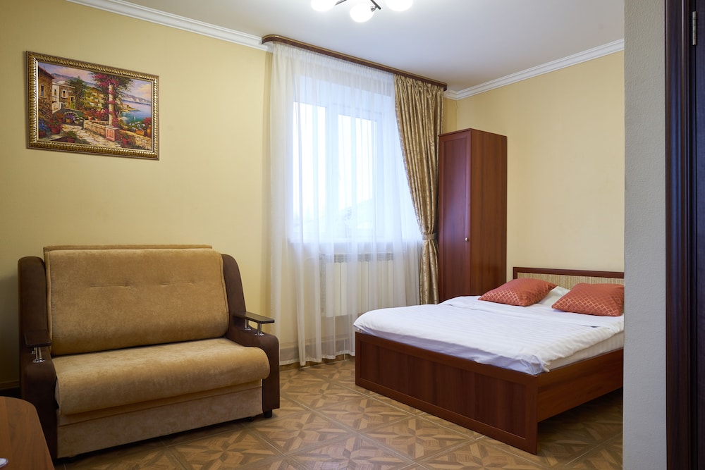 Standard Triple Room photo 1