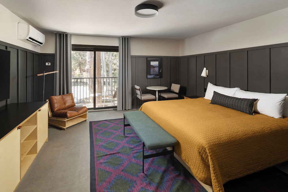 Business Suite, 1 King Bed