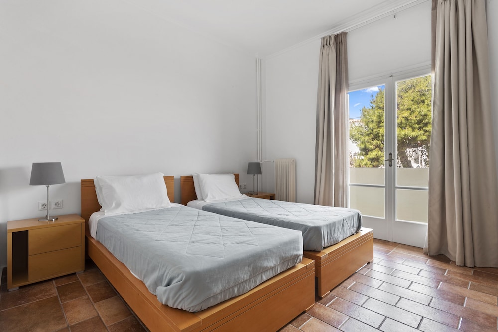 Economy Double or Twin Room photo 2