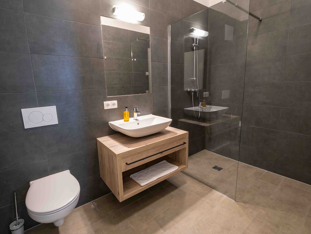 Superior Apartment, 2 Bedrooms photo 2