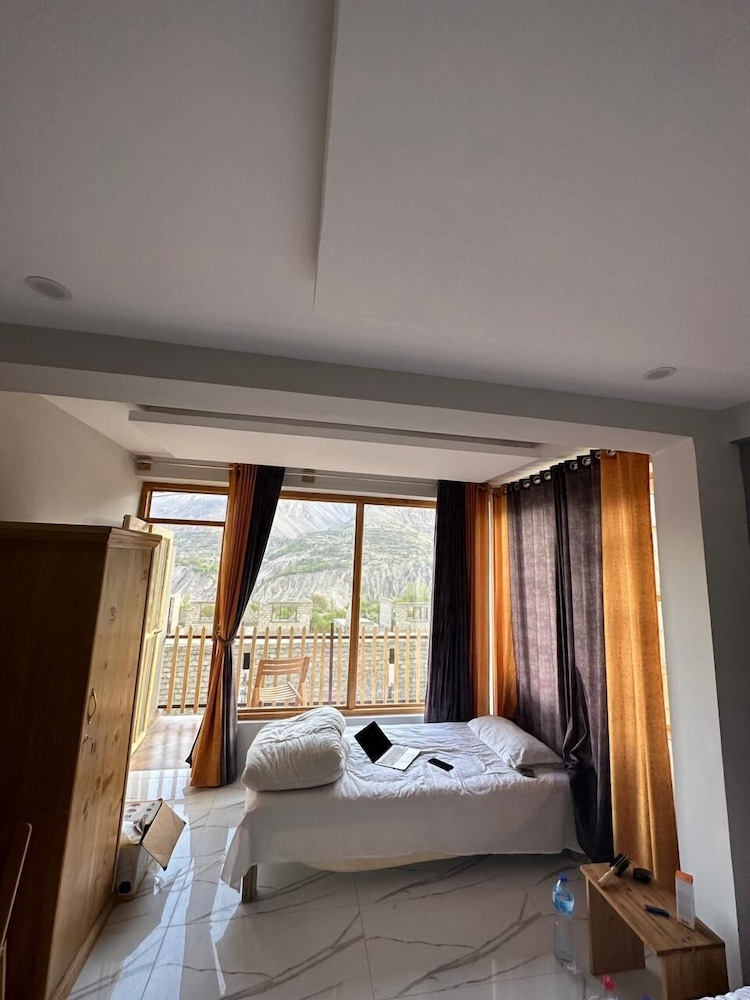 Luxury Triple Room photo 2