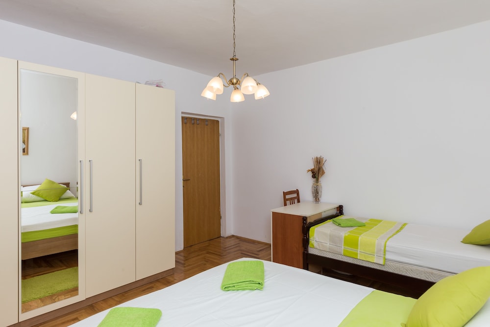 Apartment (Two Bedroom Apartment) photo 3