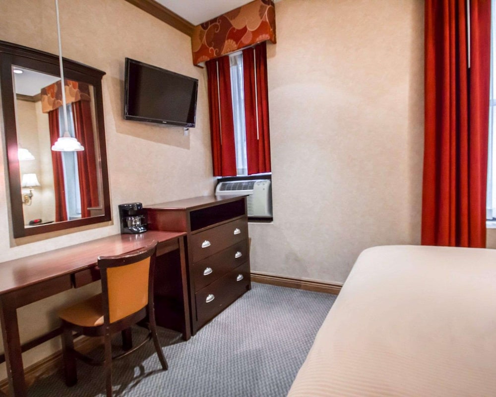 Room, 1 Queen Bed, Non Smoking photo 3