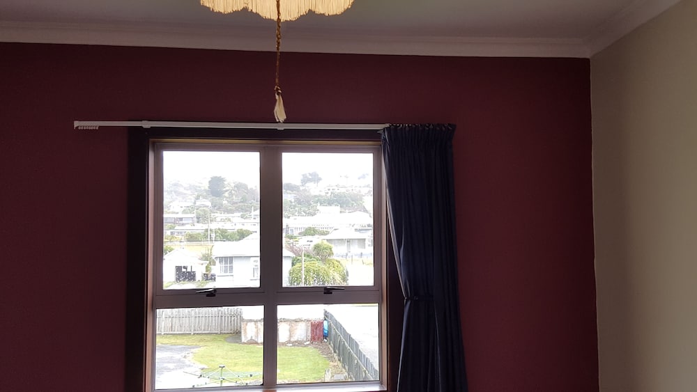 King Bed Ensuite Room photo 3