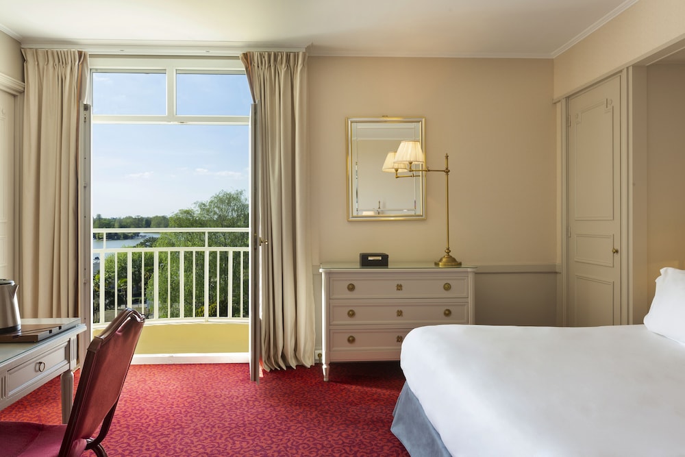 Executive Room photo 2
