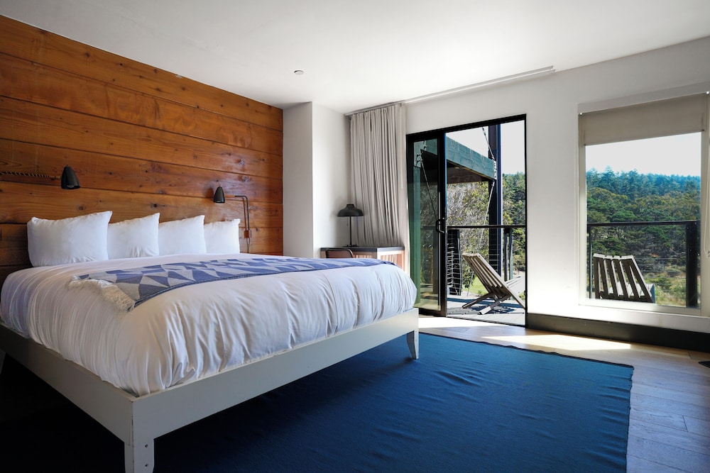 Room (Ocean Cove) - Photo 3