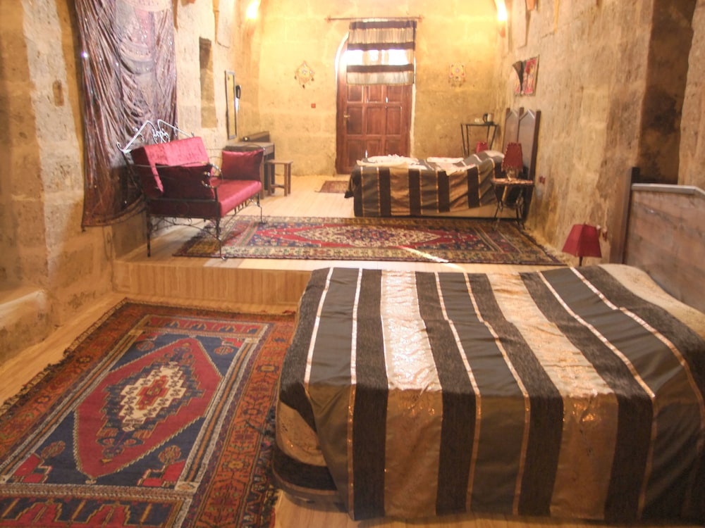 Traditional Triple Room