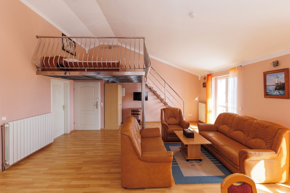 Family Apartment, 2 Bedrooms, Two Bathrooms, Balcony and Sea View