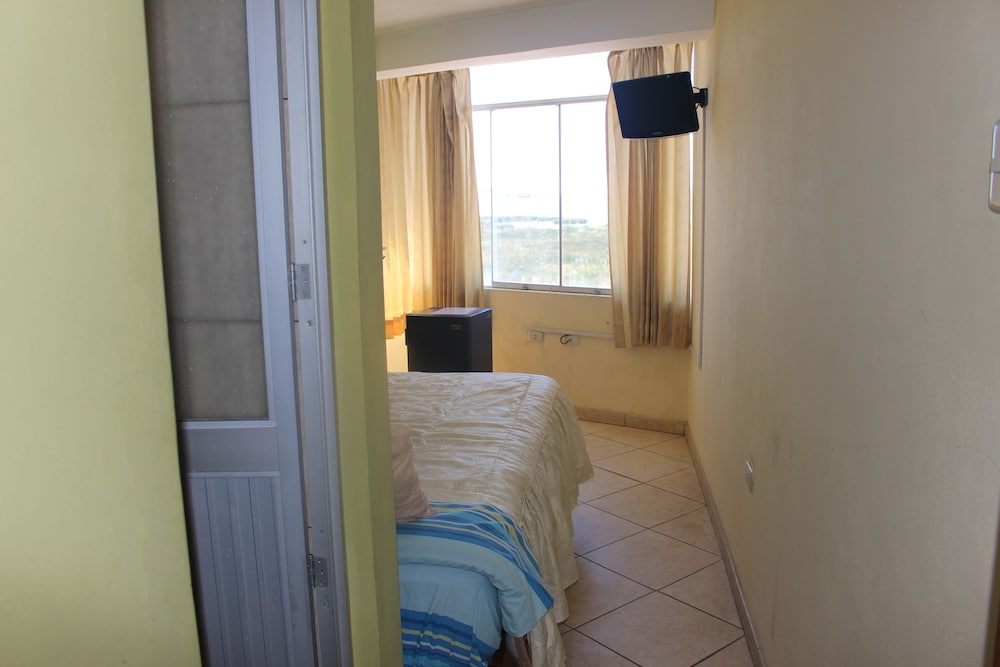 Single Room, Lake View photo 1