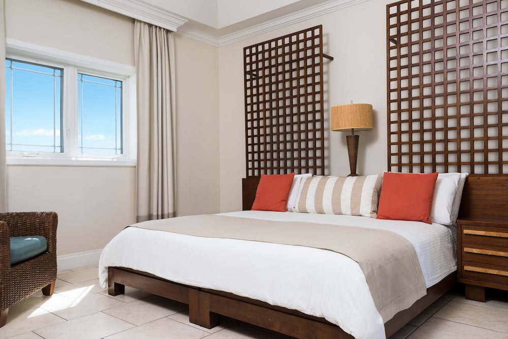 Suite, 2 Bedrooms, Oceanfront - Photo 3