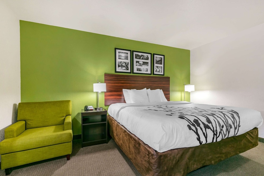 Standard Room, 2 Queen Beds - Photo 2