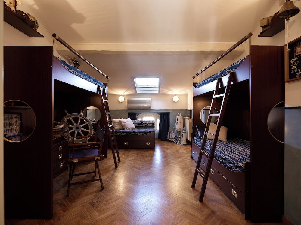 Villa photo 3