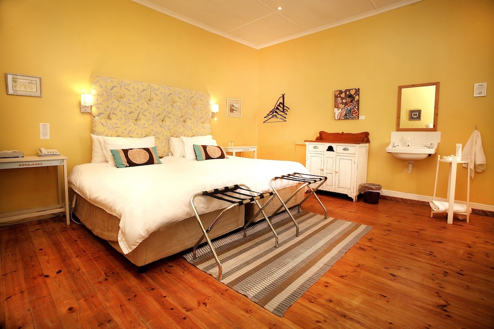 Standard Room (Klein Karoo) photo 1